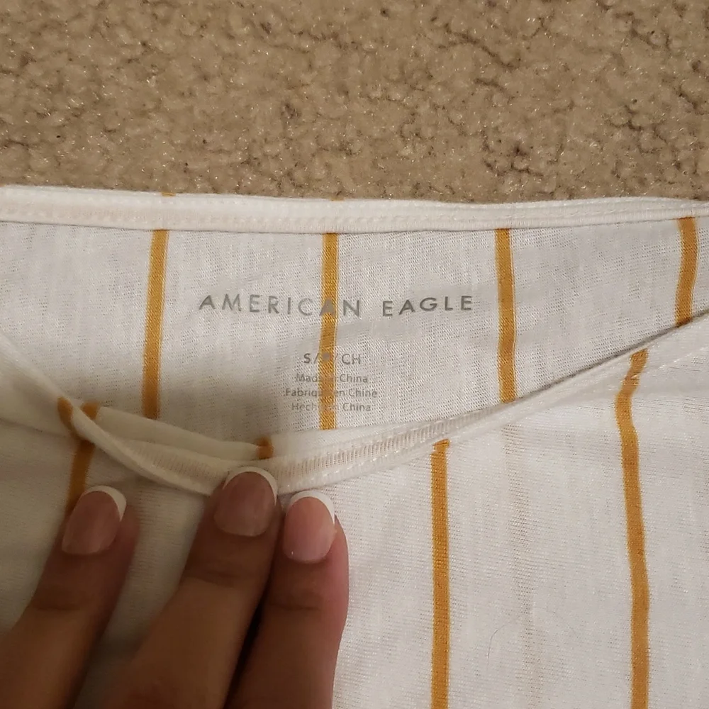 American Eagle Cold Off the Shoulder Top - Picture 2 of 4